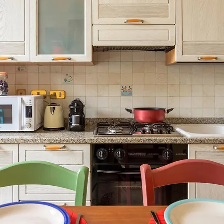 Joyful Naviglio Fortunato Apartment