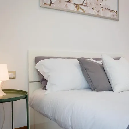 Apartment Cinque Vie Floor - Center Milan