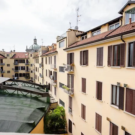 Cinque Vie Floor - Center Apartment