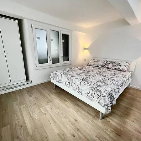 Cozy Dergano M3 Milan
