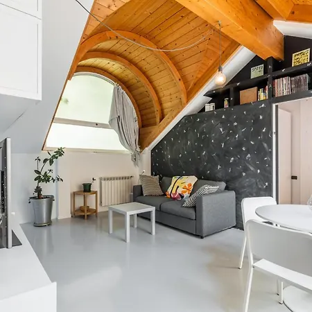 Easylife - Incantevole Abitazione In Zona Isola