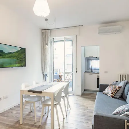 Easylife - - Friuli 24 - Porta Romana