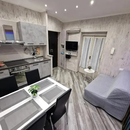 Gilbert Apartment *