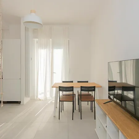 I Host - D'agrate 19 Milano