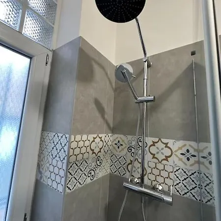 Apartament Elegante Sosta A Mediolan