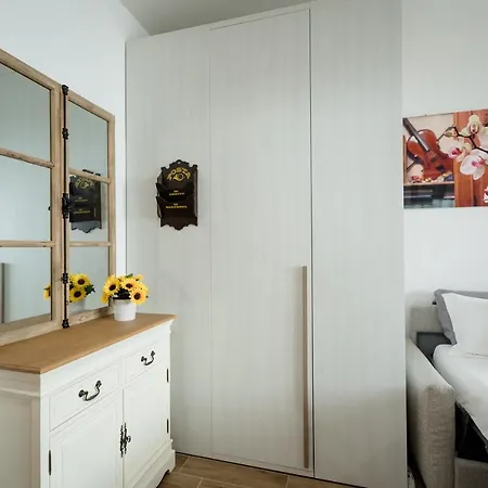 Oxilia Flat - Loreto District Milan