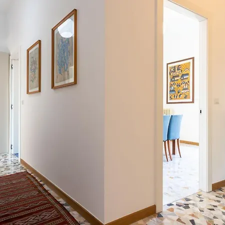 Garibaldi Two Bedrooms By Halldis Appartement