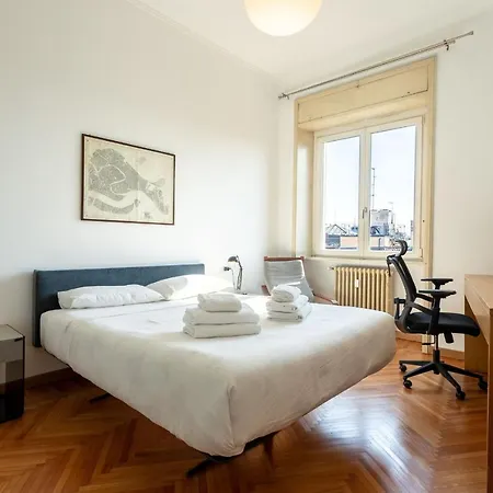 Garibaldi Two Bedrooms By Halldis Appartement Milaan