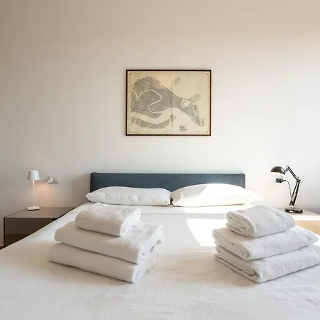 Garibaldi Two Bedrooms By Halldis * Milano