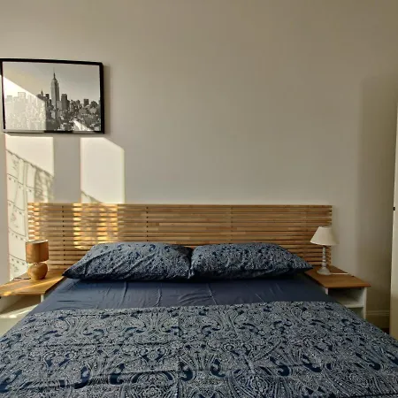 Elegante Trilocale A Milán