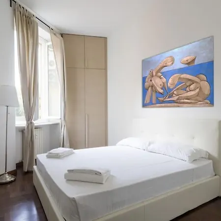 Cadorna Modern In The Centre Apartment