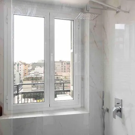 Grazioso E Spazioso In Forlanini Apartment