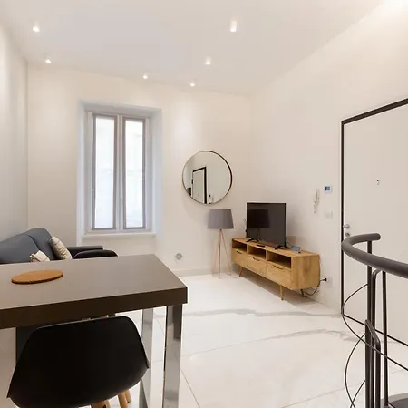 Apartment Design Milano-moscova With Shared Terrace *