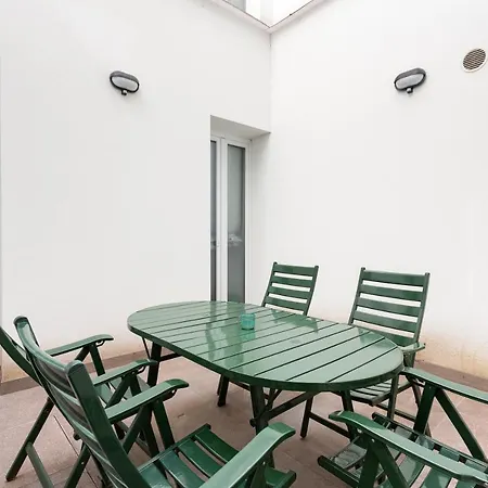 Apartment Design Milano-moscova With Shared Terrace