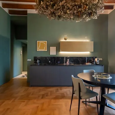 Luxury In Isola - Ca24 아파트 *