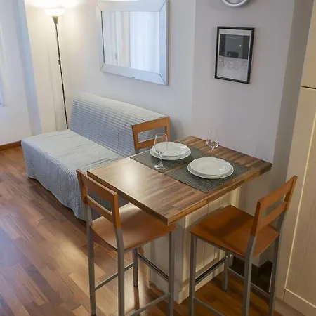 Youhosty - Ampere 102 Apartment *