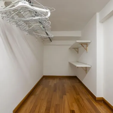 Youhosty - Ampere 102 Apartment