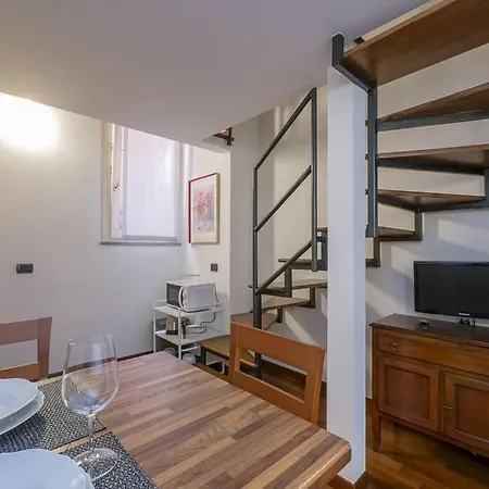 Youhosty - Ampere 102 Apartment Milan