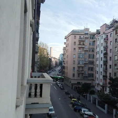 Zuretti - Station Apartment