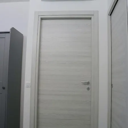 Gambara Guests House Milan