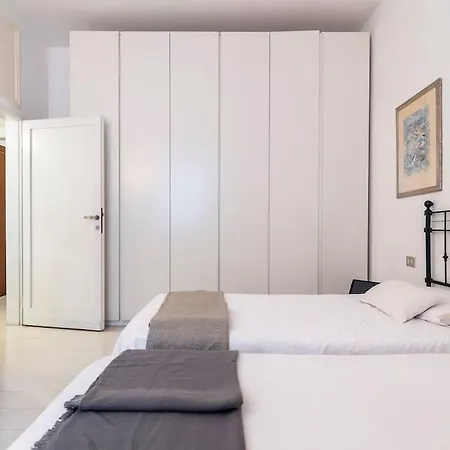 Anita Flexyrent In Brera District A.c. Wifi