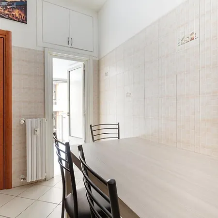 Ripamonti Budget With Small Balcony Apartmán *