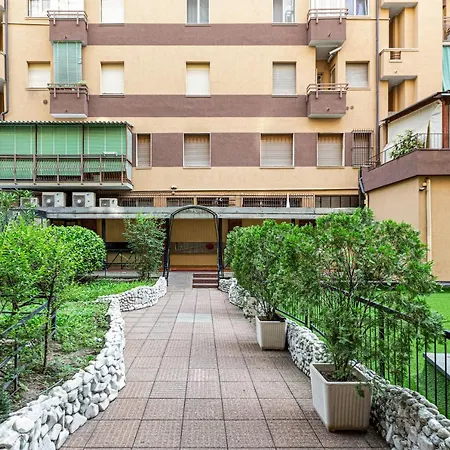 Ripamonti Budget With Small Balcony Apartman