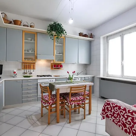 Primopiano - Savona 110 Appartamento