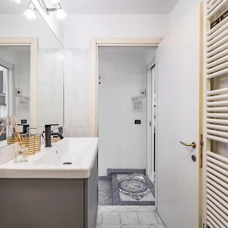 Isola And Garibaldi District Lovely Apartment *