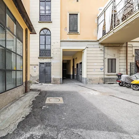 Isola And Garibaldi District Lovely Mailand