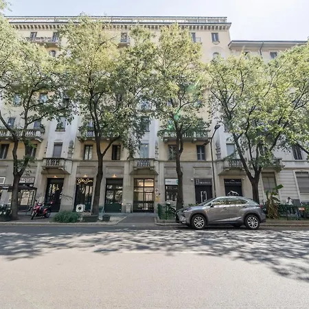 Guesthost - Balcony In Porta Romana * Mailand