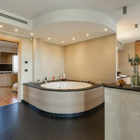 Luxurious 4-bedroom Penthouse In The Heart Of The