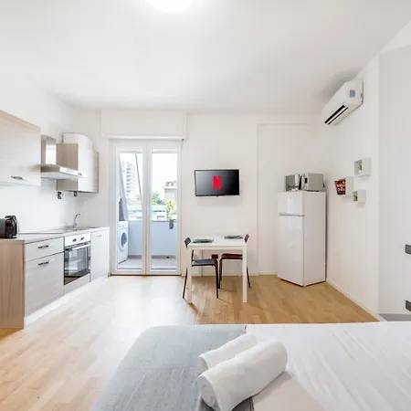 -duomo 13 Min, Netflix E Wi-fi ミラノ