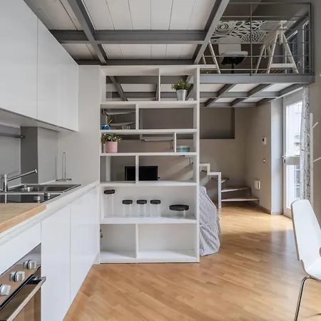 Guesthost - Amazing Loft - 350 M Far From Dateo Station Mediolan