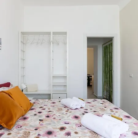 Maison La Vecchia - Via Missaglia - By Host4u Apartment *