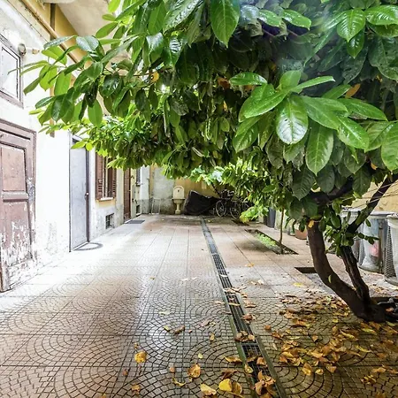 Apartment La Mansarda Del Bosco - - By Host4u Milan