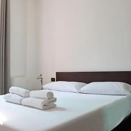 Isola Comfort Apartamento *