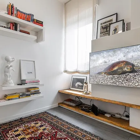 Easylife - - Filippetti 29 - Porta Romana Milan