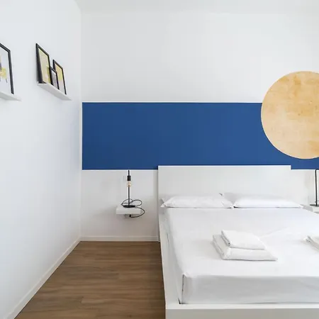 Easylife - Esperienza Unica Nel Cuore Di Moscova * Milán