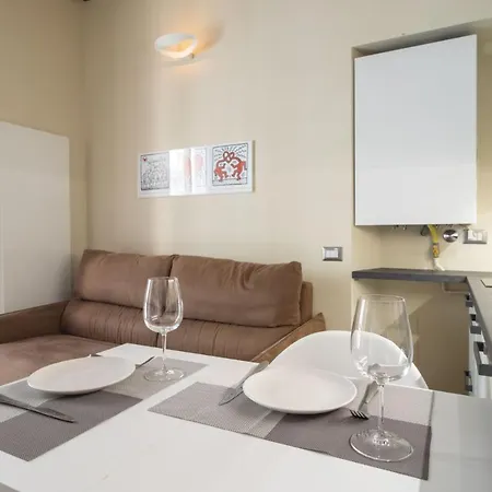 Easylife - Romantico Rifugio In Porta Venezia