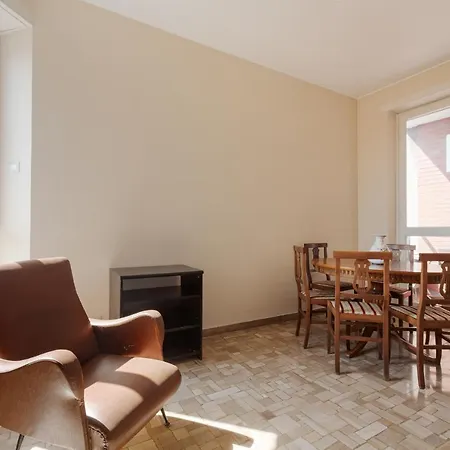 - Roomy 300 M From M3 Affori Fn! *