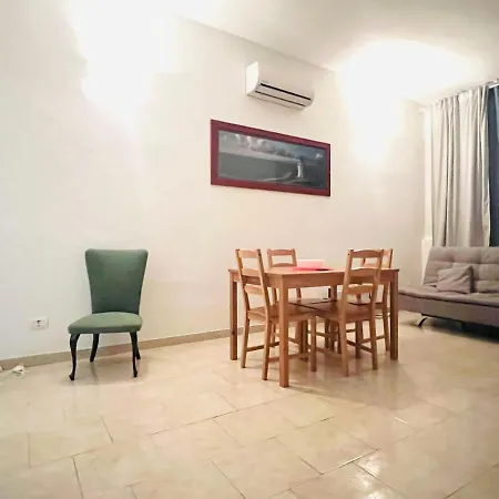 Apartament Comfortable And Beautiful *