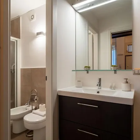 Easylife - Charme Industriale Nel Cuore Di Apartamento