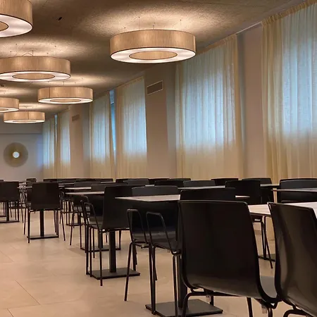Amedia Milan, Trademark Collection By Wyndham Отель Милан