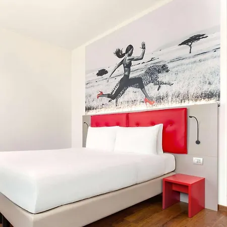 מלון Amedia Milan, Trademark Collection By Wyndham מילאנו