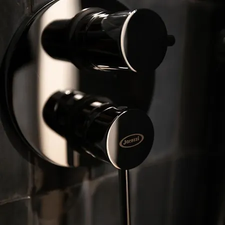 Easylife - Lusso E Tradizione In Sant'ambrogio