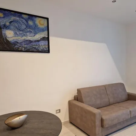 N&ghomesweethome Gogh Elegante E Confortevole Милан