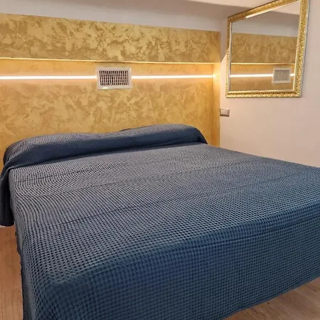 Apartment N&ghomesweethome Gogh Elegante E Confortevole Mailand