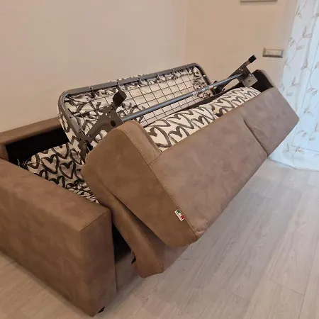 N&ghomesweethome Gogh Elegante E Confortevole Апартаменты