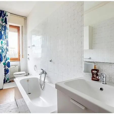 Apartment Appartamento Milano Milan